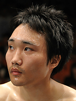 ���r �s��