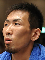 ���R �r��