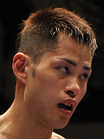 ���� �E��