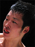 ���� �M���Y