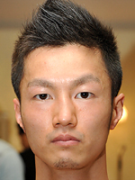 ���q �B��