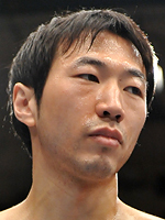 ���r ���V