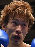 ��� ���i