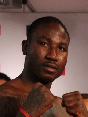 �I�� �A�t�H���r