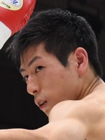 ���{ ����