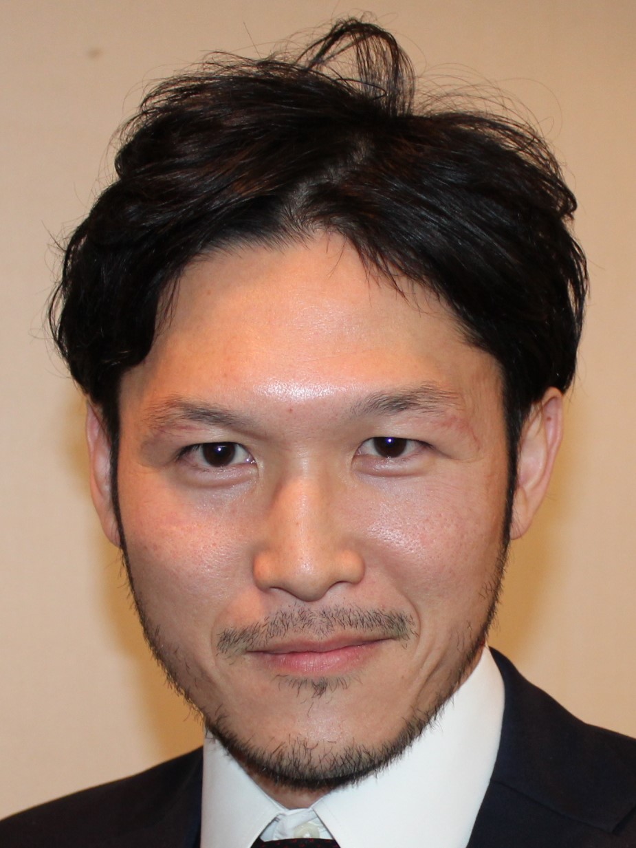 �_ �K�i�i�C�^�K�L�R�E�W�j�I����