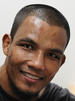 ナロン ボーンチャン