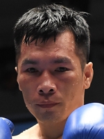 �A���|�� �X�����[�iAmphol Suriyo�j�I����