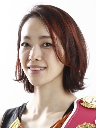 ���V ����