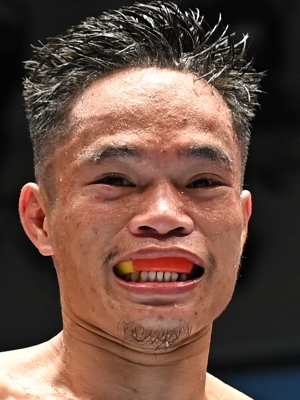 �G�X�l�X �h�~���S�iEsneth Domingo�j�I����