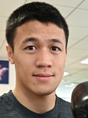 �W���t�F�X���[ ���~�h�iJaphethlee Llamido�j�I����