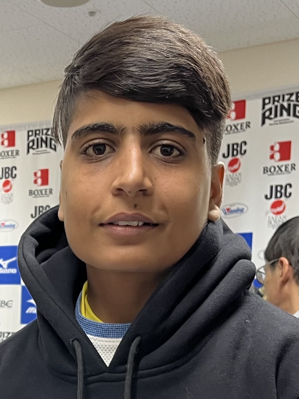 ���j�J �V���O