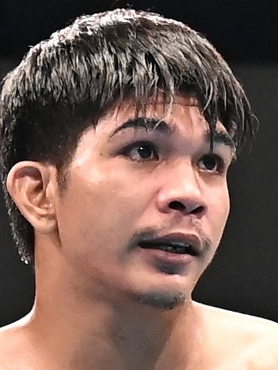 �E�B�[�����b�g �k�[���iWeerawat Noolae�j�I����