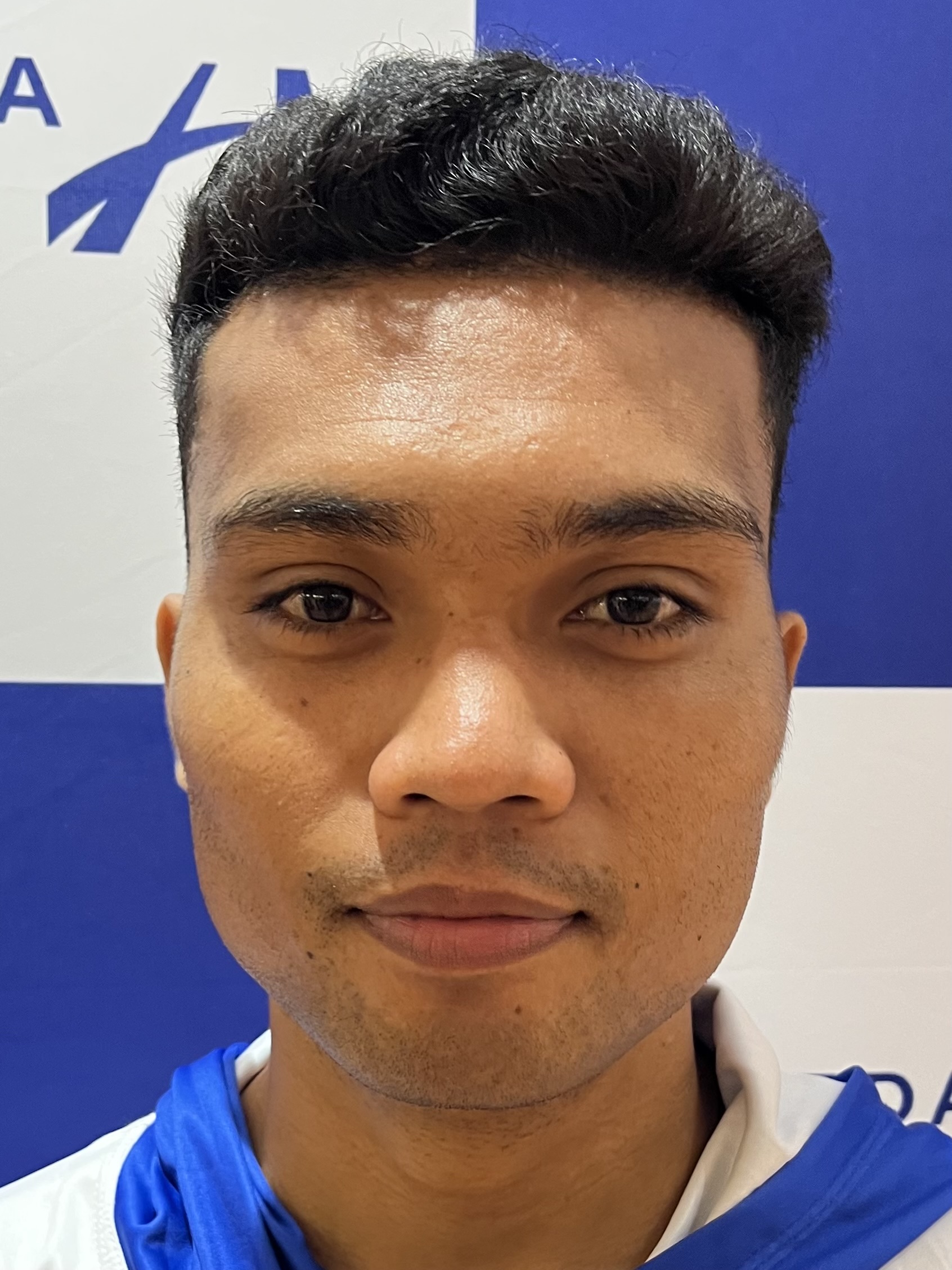 �W�F���E�B�� �A�V���iGerwin Asilo�j�I����