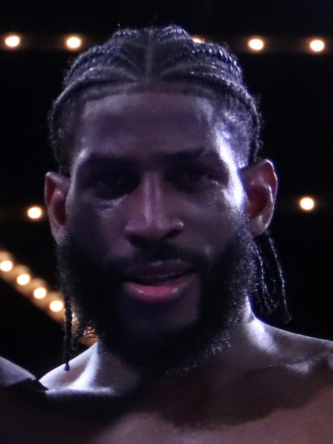 �A���f�B �N���X