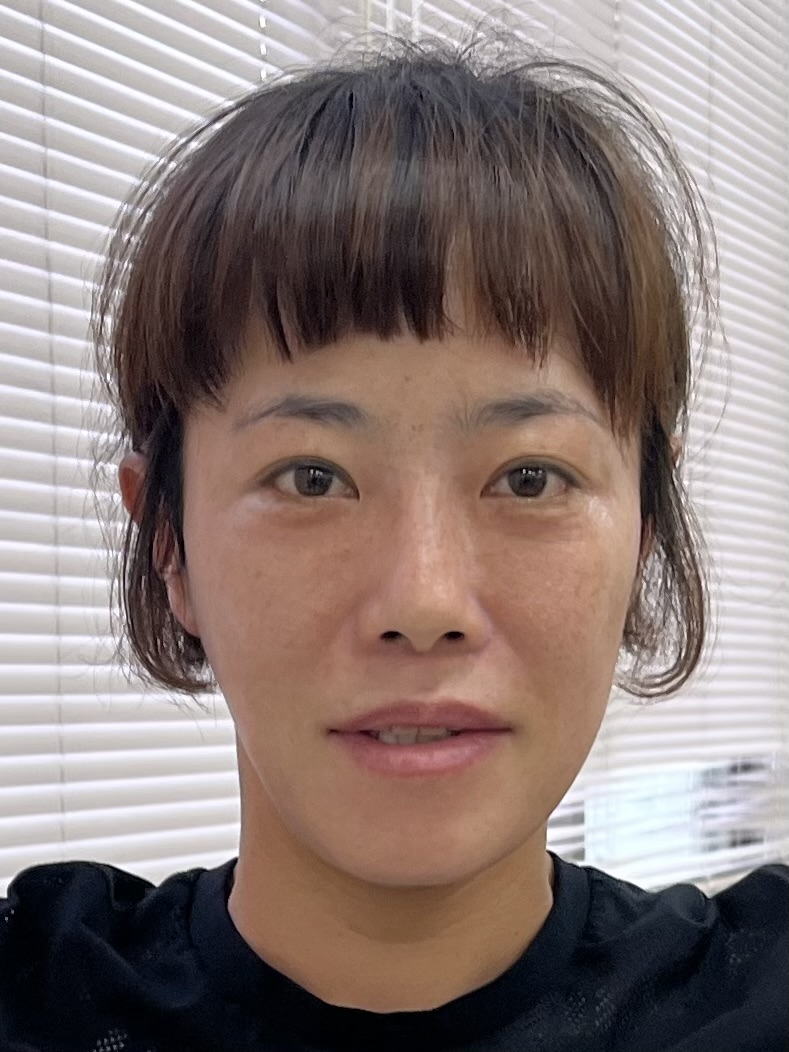 �C �E������