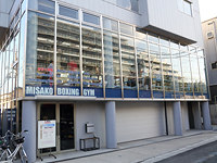 �O���W��