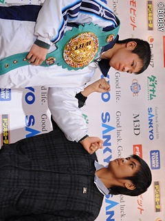 ��:���ց@�E:�p���~�j�b�g