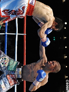 左:ポンサクレック 右:亀田