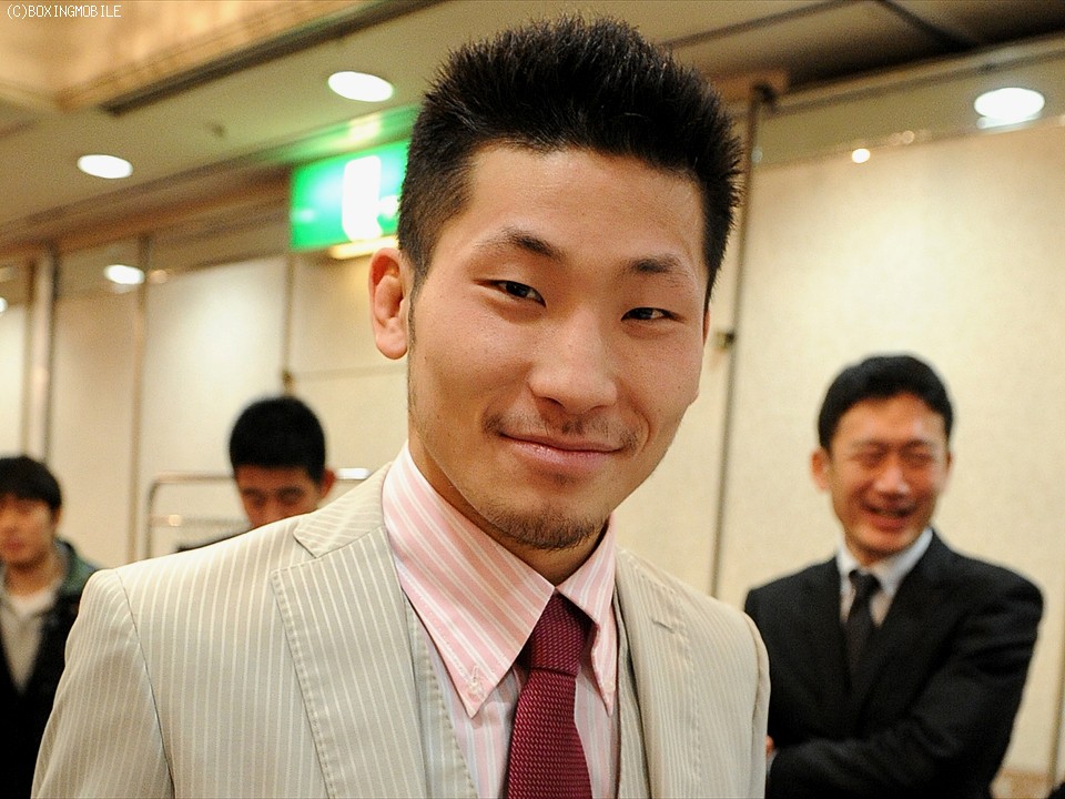 �⍲�A�`���ɒp���ʐ킢!