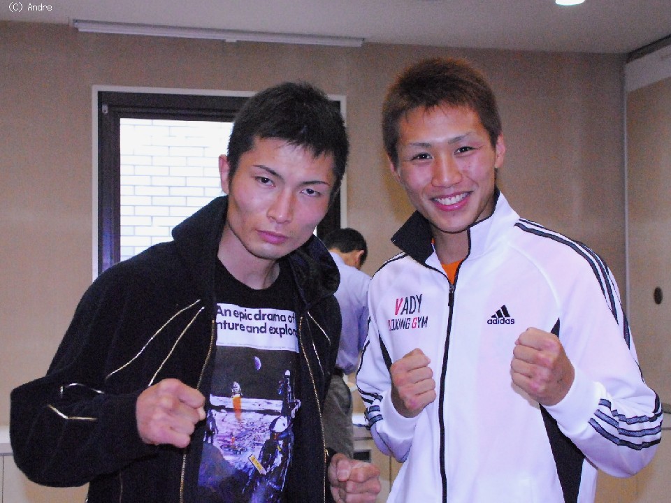 �Ӓn�ƈӒn�̌���