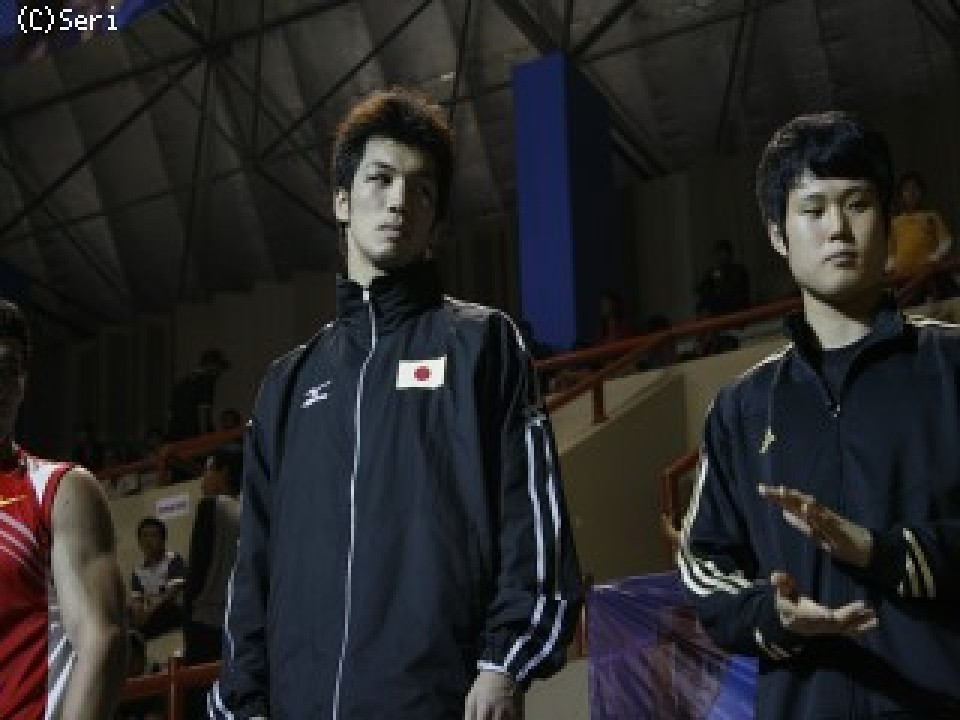 村田の歴史的一戦を生中継