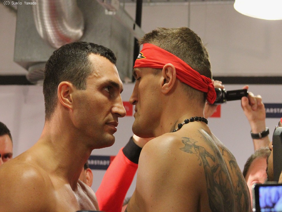 W.クリチコ(左)とワフ(右)