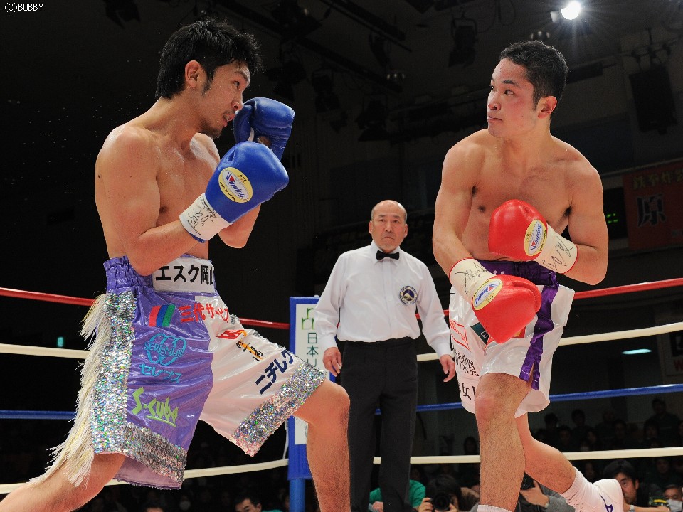 ��:�⋴�@�E:��