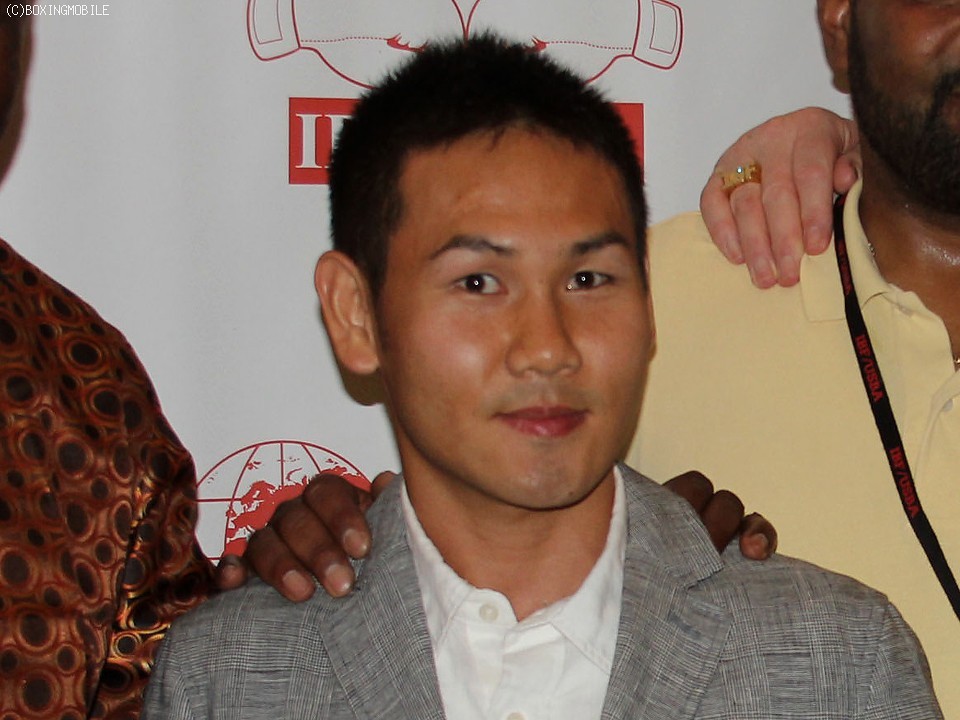 ���R����