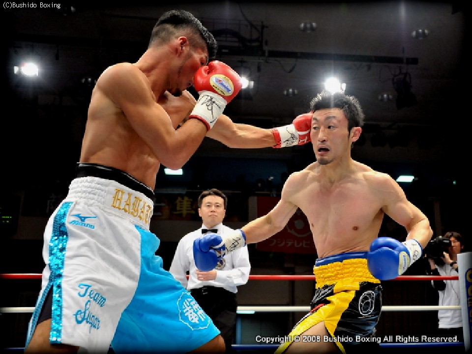 ���{�^�C�g���̍s����