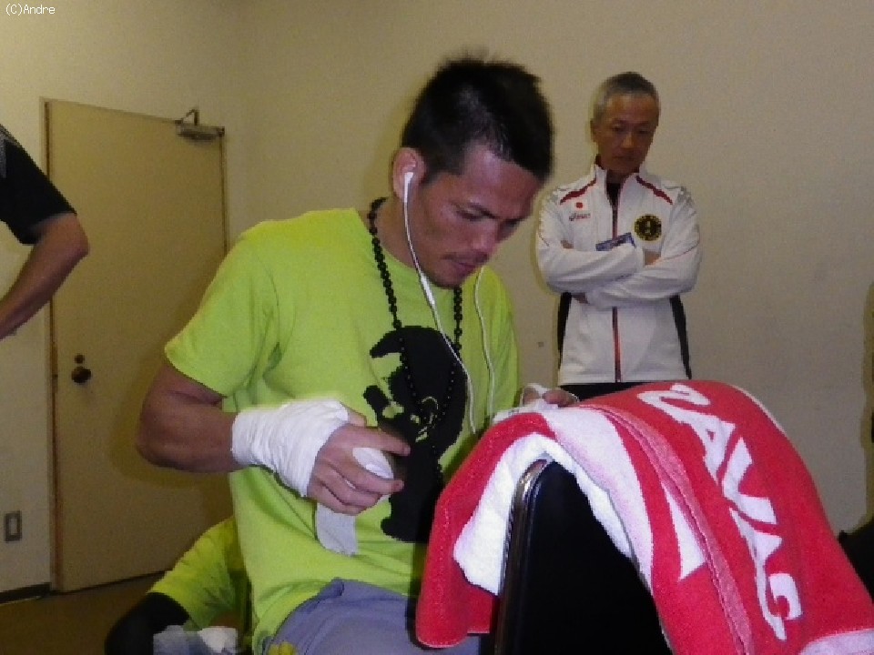 �}���R���E�c�j���J�I