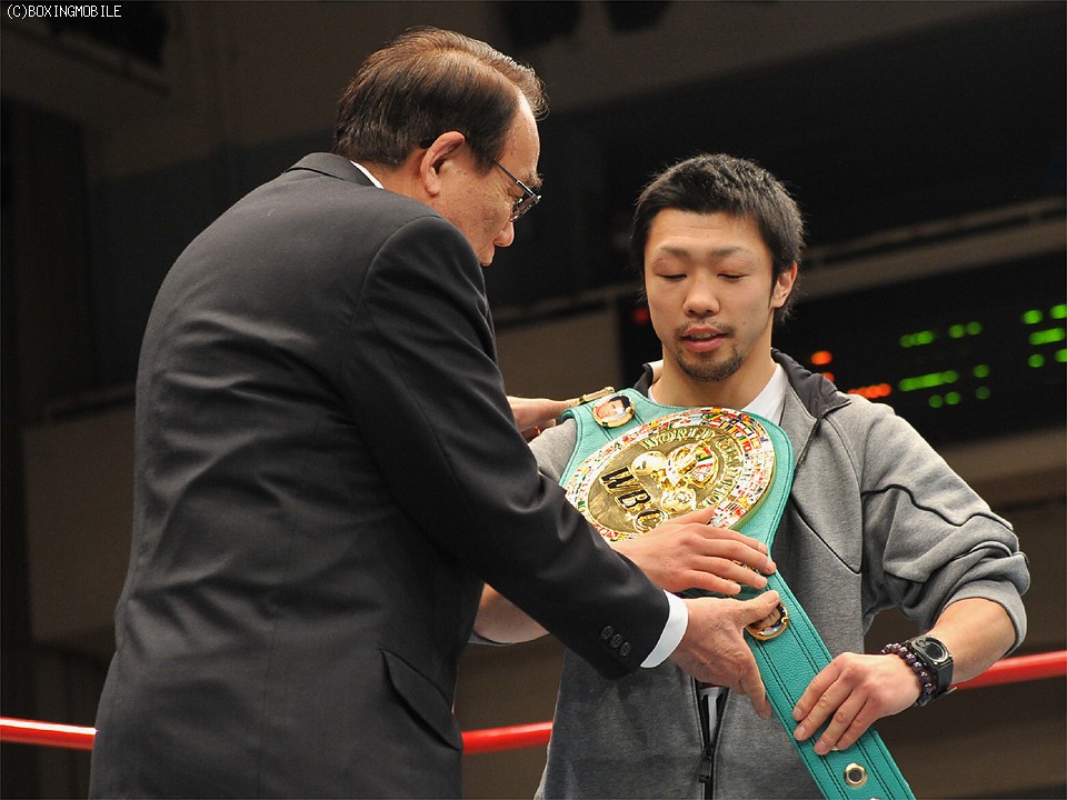 �΂̃x���g���ɂ������d�~