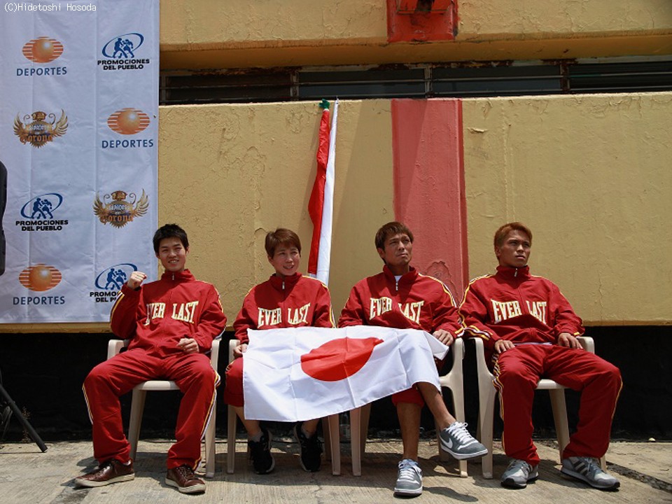 計量を待つ日本勢