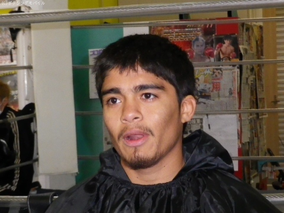 �{�N�T�[��Ƃ̐؂�D