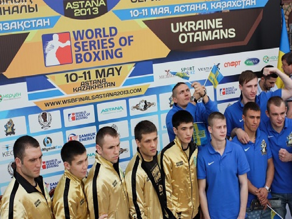 左がアルアンズ、右がオータマンズ