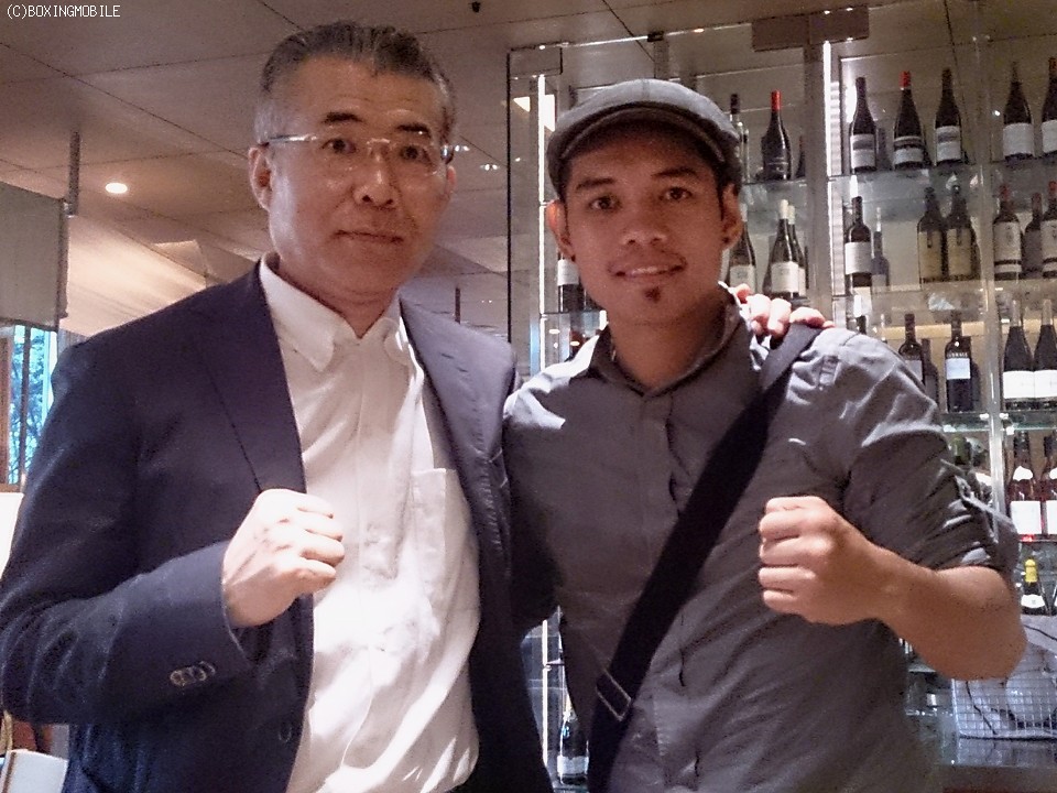 �h�l�A������