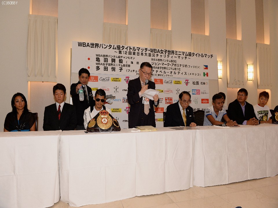 �y���A���i�����̓Ə�