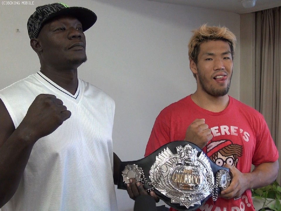 ���{�w�r�[���J��