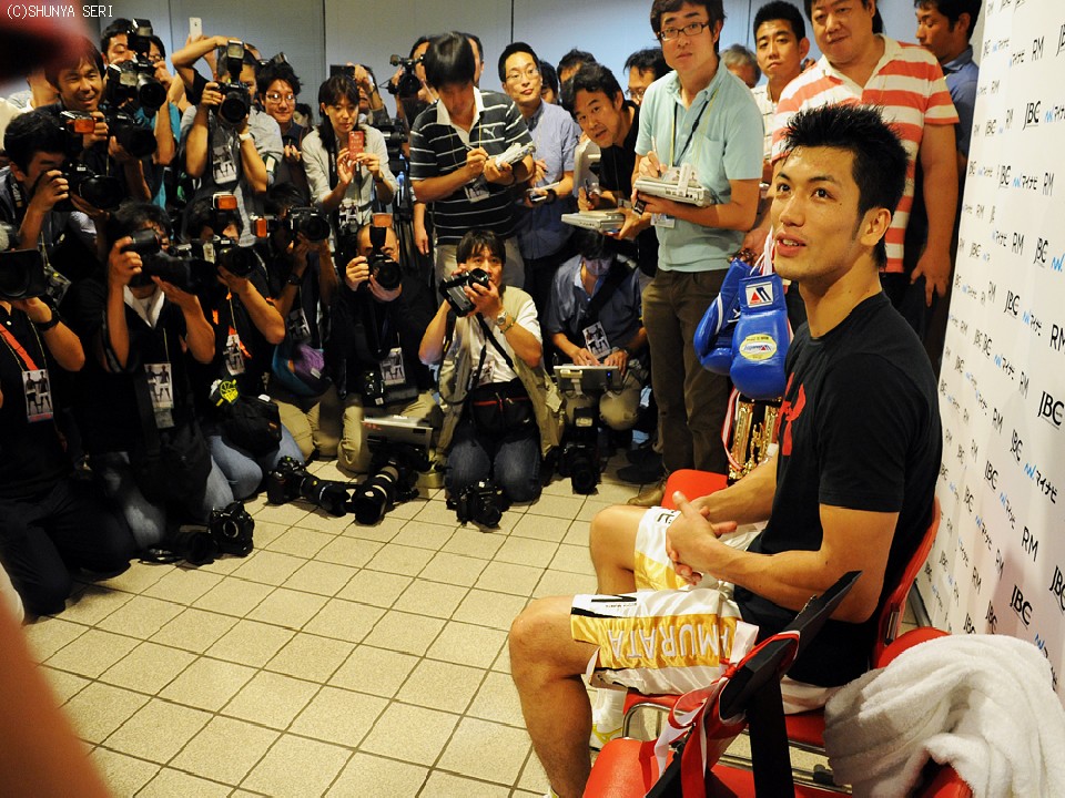 �v���ł����E��ɂȂ肽��