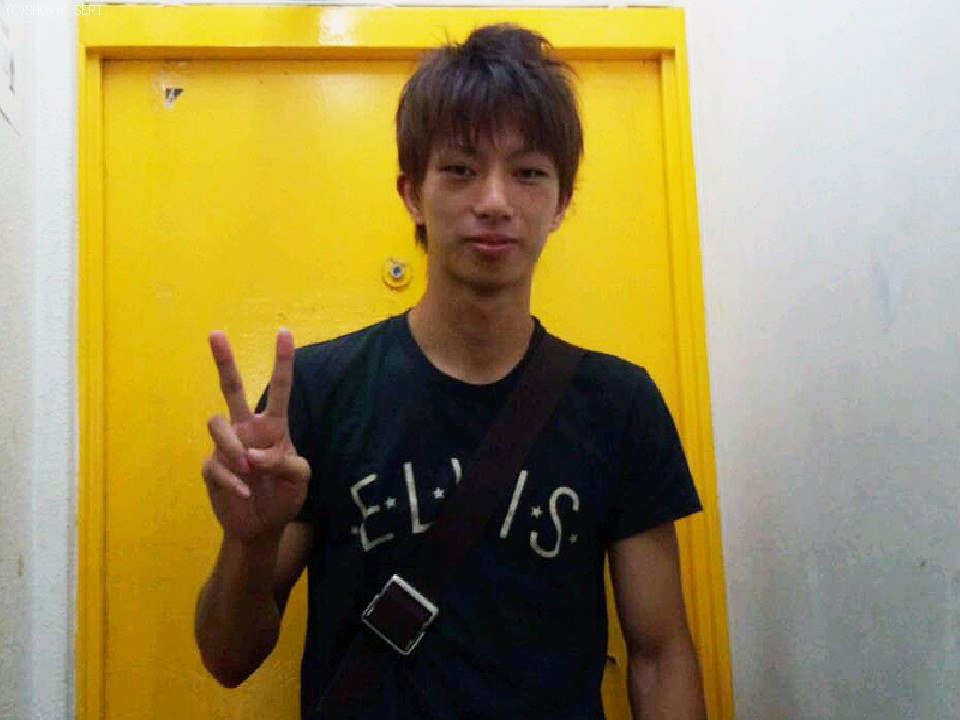 �W���̃G���x�[�^�[�O�Ŏ���ɓ�����c��