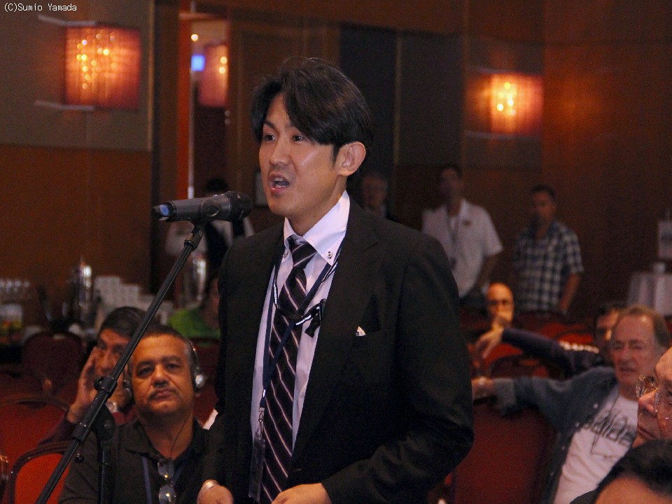 �x�~���������O�A�i�E���T�[