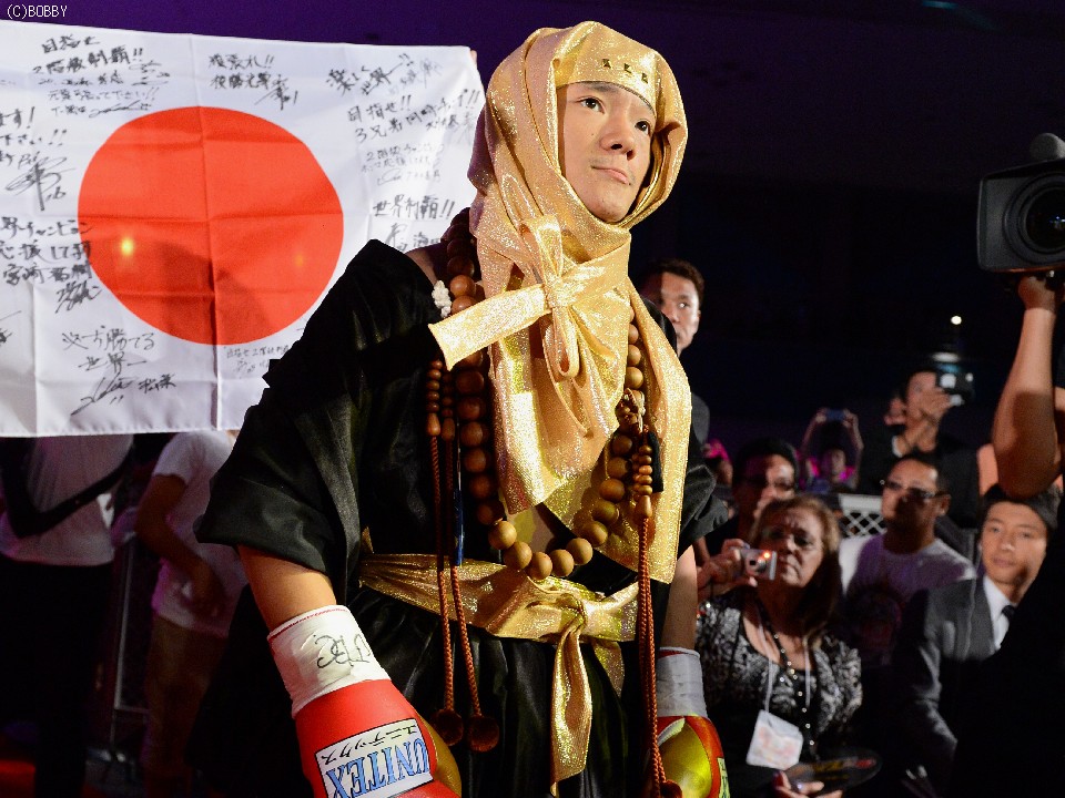 ���E��A����̐w