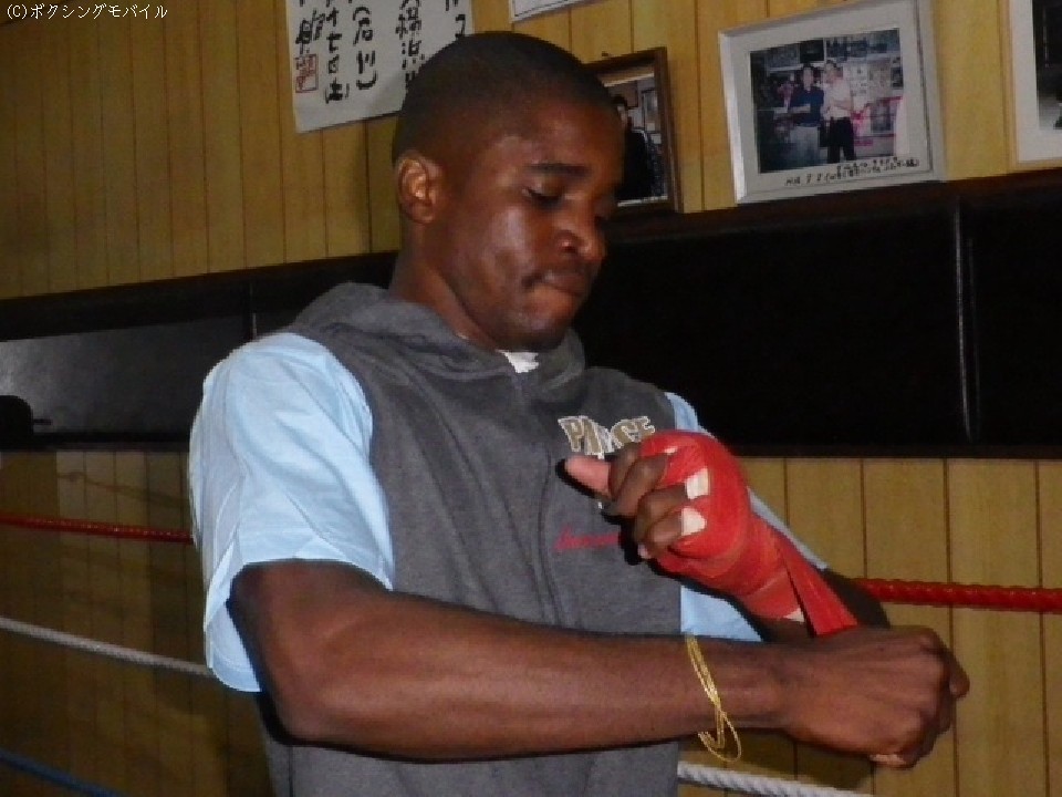 12��3���͈����̓�?