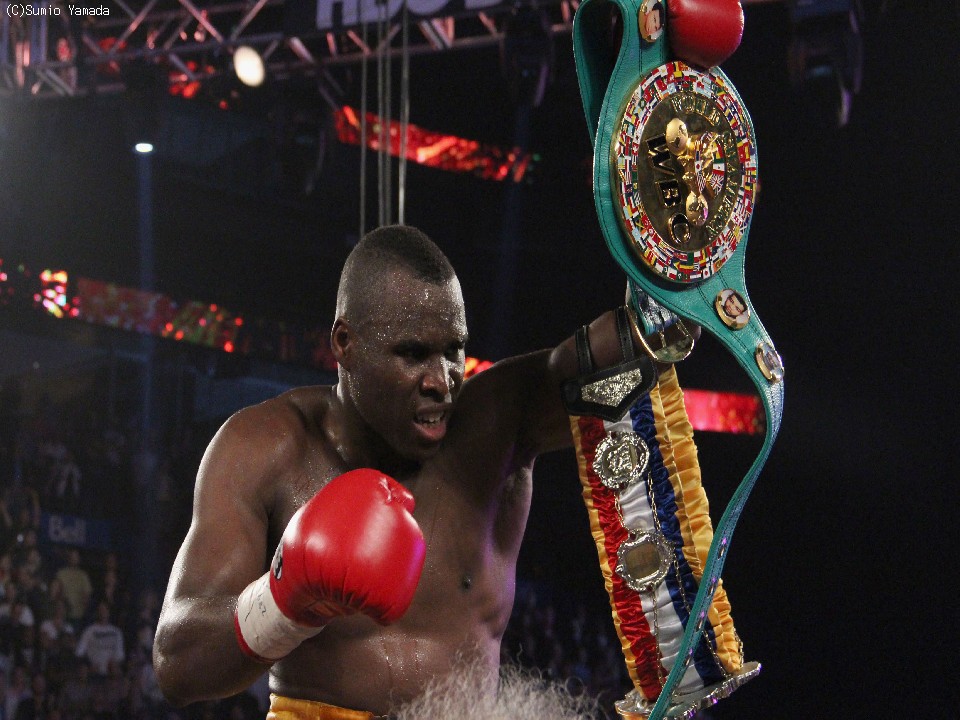 �X�e�B�[�u���\����V2��