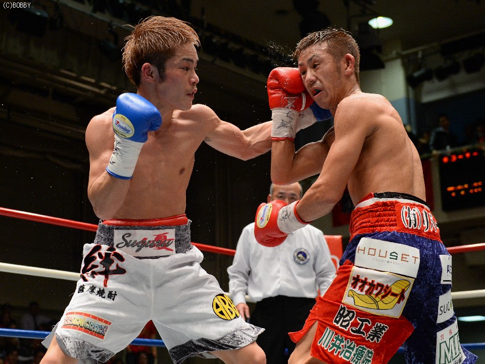 ��:�����@�E:����