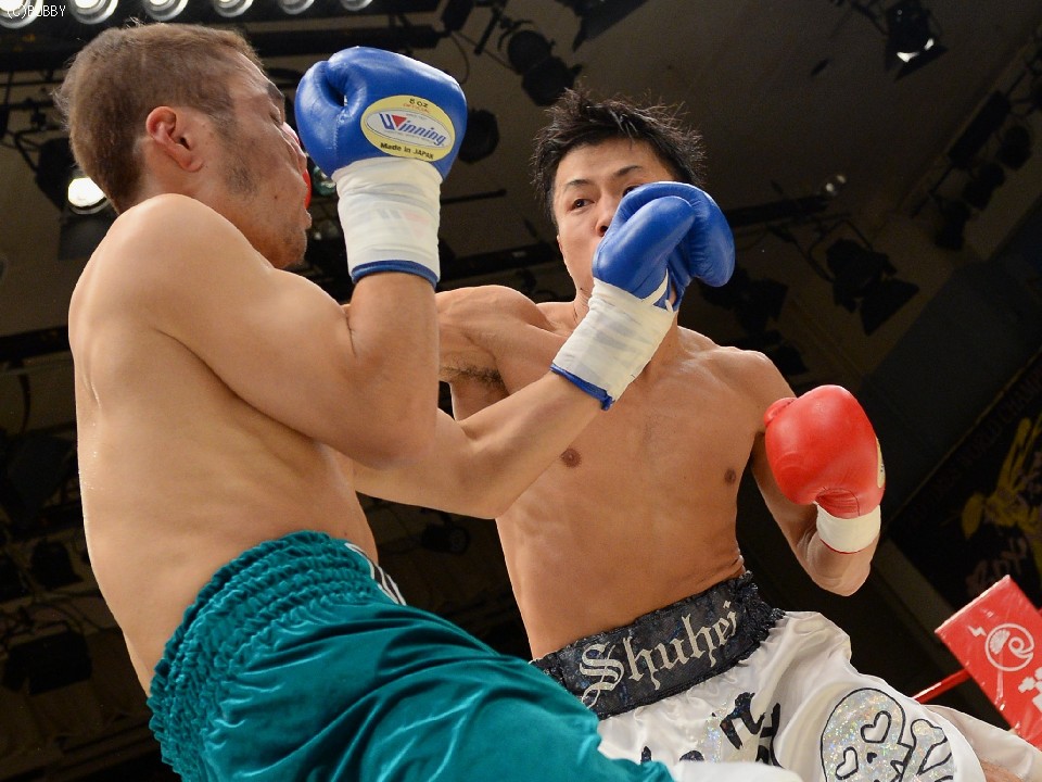 �y���̉E���y��