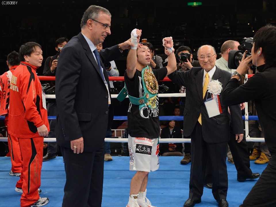 12/6��V2�h�q�ɐ����������d�~