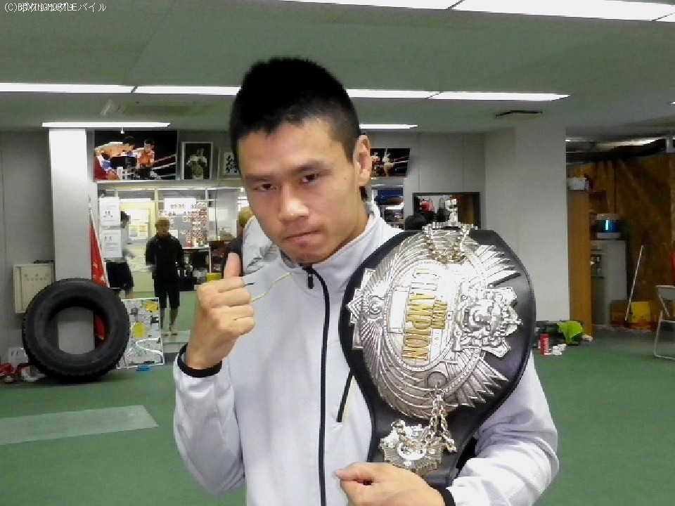 ���A���E�ցB