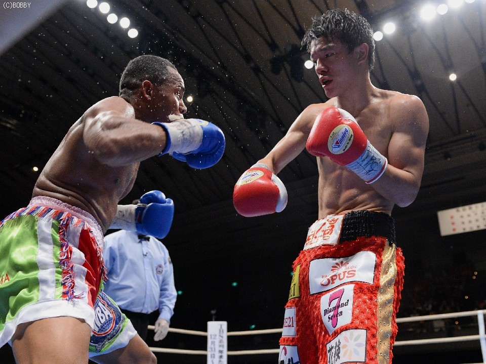 �\���X�Ƃ̓����ɔs�ꂽ��B