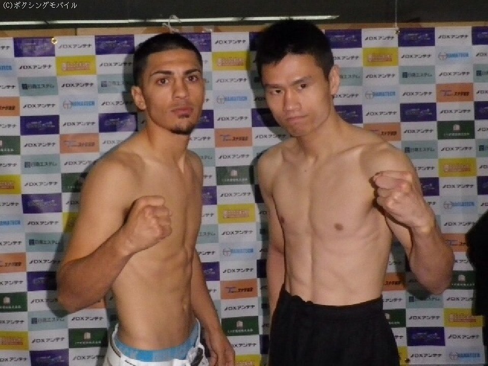 ���E��ɏ��i��?